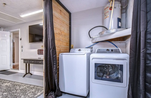 Bear Creek Casa | 3/2 Pool Home with Bunk Room & Game Room-Sleeps 8