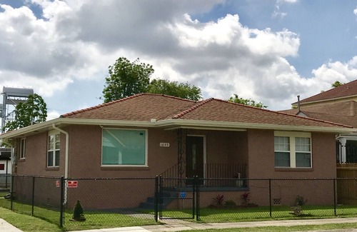 Bywater Casa | MAGNOLIA VENTURES PREMERE ALQUILER A CORTO PLAZO 3. A 4 MILLAS DEL BARRIO FRANCÉS