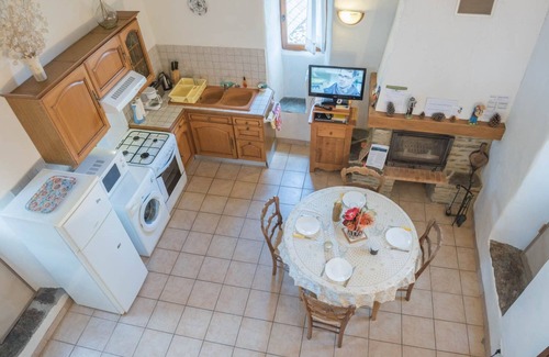 Saint-Michel-de-Deze Casa | 3/4 person gîte in St Michel de Dèze le Vieux