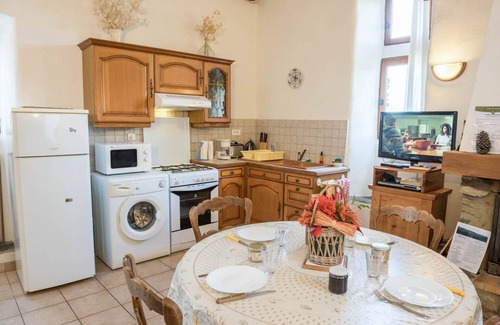 Saint-Michel-de-Deze Casa | 3/4 person gîte in St Michel de Dèze le Vieux