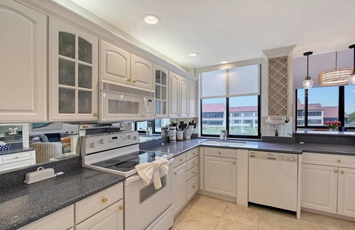 Siesta Key Condominio | 3-403 in Sarasota, FL
