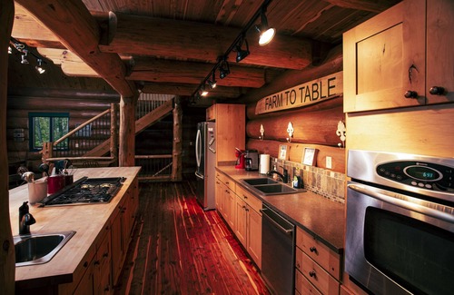 Brownsburg Cabina | La cabaña en el Rancho Natural Valley