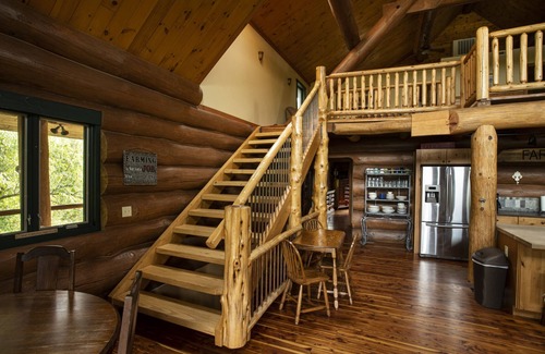 Brownsburg Cabina | La cabaña en el Rancho Natural Valley
