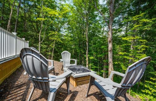 Thetford Casa | 3-Acre Thetford Rental with River Access and Upgrades!