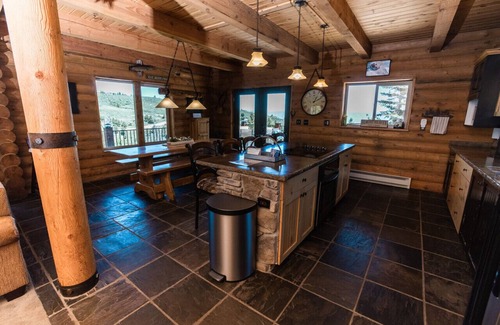 Fish Haven Cabina | 3 Acres of Beautiful Mountain Views! Secluded Feel Yet Just Minutes From Bear Lake!