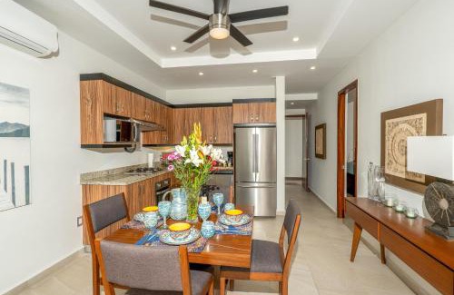 Zona hotelera del norte Apartamento | 3 Adults or 2 Adults plus 2 Kids 1 block from Ocean