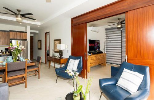 Zona hotelera del norte Apartamento | 3 Adults or 2 Adults plus 2 Kids 1 block from Ocean
