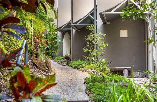 Sunshine Beach Apartamento | 3 Andari, Sunshine Beach ~ Modern Apt, 1 Min Beach