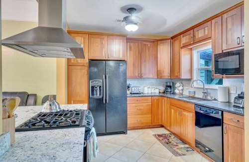 Faubourg Delassize Casa | 3 BD Home Located in <3 of Uptown!