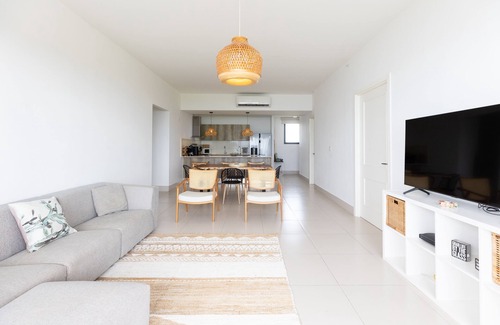 Rio Mar Condominio | 3 Bdr + 3.5 bthr Apt vista al mar / Piscina y acceso a la playa