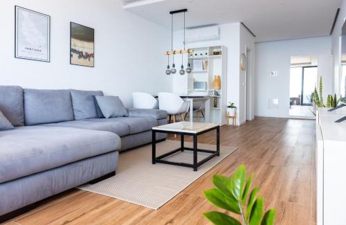 Praia Apartamento | 3 bdr aprt, stunning seaview, rooftop pool - LCGR