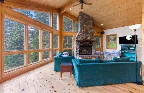 Alma Casa | 3 BDR Secluded Retreat Stunning Mountain Views