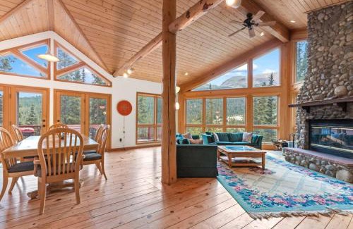 Alma Casa | 3 BDR Secluded Retreat Stunning Mountain Views