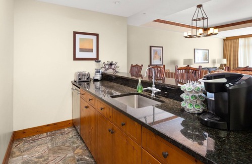 Stowe Area Condominio | ¡¡Ubicación!! SML Ridgeline, 3 camas, frente a cuatro montañas Vistas $ 7k semana Invierno no festivo