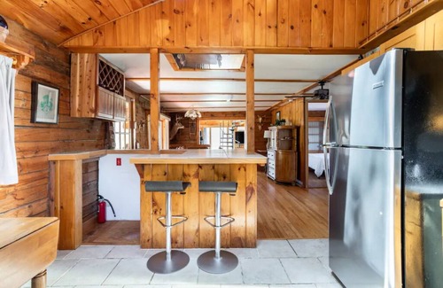 Cornwallville Cabina | 3-bdrm Huxley Farmhouse. Formerly Armstrong Farm. Great for skiing and hiking.
