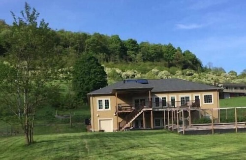 Fleming Apartamento | 3 Bdrm Modern Unit