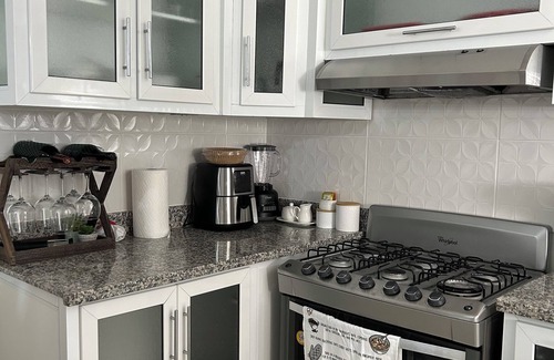 Santiago de los Caballeros Condominio | 3-bedroom condo in awesome Santiago de los Caballeros with WiFi, AC