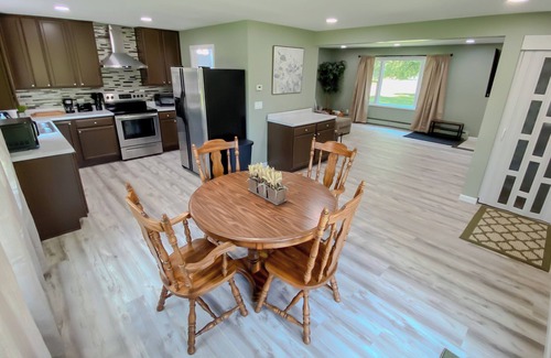 La Porte Casa | 3 bed, 1-1/2 bath, Prime Location