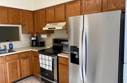 Fairland Casa | 3 bed/ 1.5 bath in a Beautiful Townhouse