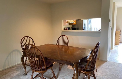 Fairland Casa | 3 bed/ 1.5 bath in a Beautiful Townhouse
