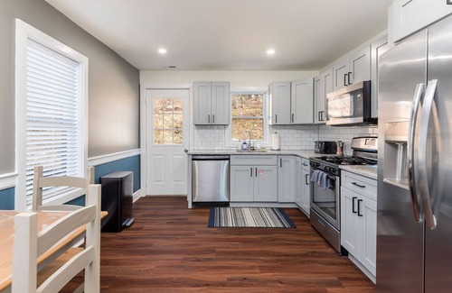Jefferson Casa | 3 Bed / 1.5 Bath Townhome