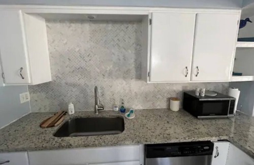 Cypress Lake Casa | 3 bed 2 bath, Heated Private POOL, Ft Myers near Cape Coral Bridge