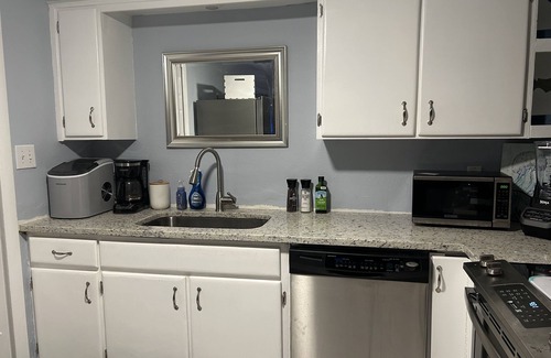 Cypress Lake Casa | 3 bed 2 bath, Heated Private POOL, Ft Myers near Cape Coral Bridge