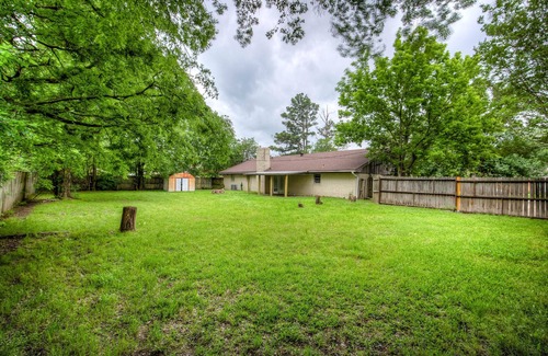 Commerce Casa | 3 bed 2 bath near the College
