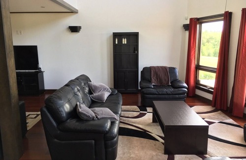 Fairview Casa | Casa de planta abierta de 3 dormitorios / 2 baños cerca del campo de golf