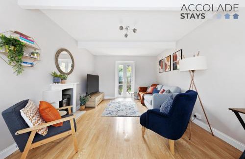 Basingstoke Casa | 3 bed, 2 Bath, Sleeps 6, with Free Parking & WiFi, ideal for contractors and families