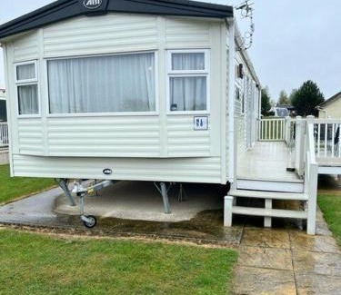 Mablethorpe Casa | 3 Bed 2 Bath Static Mobile Home On Fantastic Park