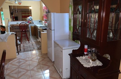 Tryall Casa | 3 Bed, 2 Bedroom House