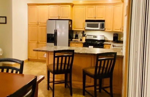 Fish Creek Condominio | 3 bed/3.5 bath Fish Creek Condo: walking distance to beach/parks, bars & dining