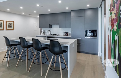 Midtown Toronto Condominio | 3 bed 3 bath Condo, Central Toronto