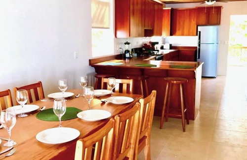 Cayo Corker Apartamento | Nuevos pasos de 3 dormitorios y 3 baños a la piscina, playa privada y muelle # 7
