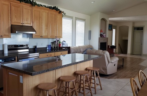 Farmington Casa | 3 Bed, 4 Bath, 2-Story House in Great Neighborhood