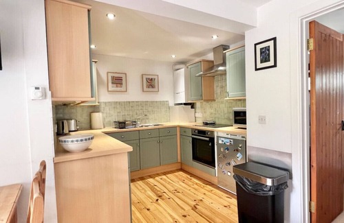 Chillington Casa | 3 bed barn conversion with indoor pool access