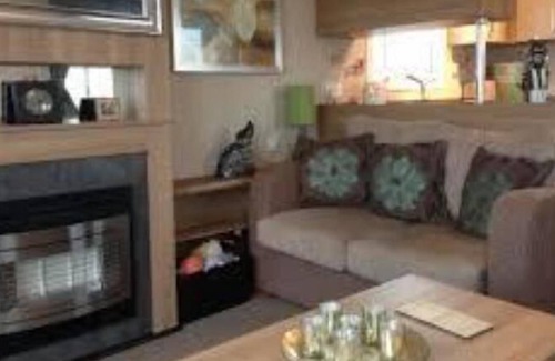 Llanasa Casa | CARAVANA PLATINO DE 3 CAMAS CON EN SUITE CERCA DE LA HERMOSA COSTA NORTE DE GALES