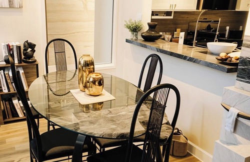 Downtown Apartamento | 3 BED - Beautiful Cozy Downtown amazing Apt. very spacious