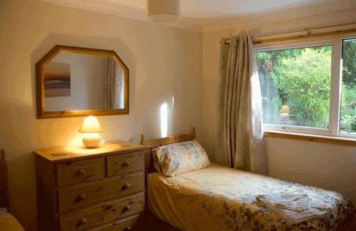 Damnaglaur Casa | 3 Bed Bungalow - Sleeps 6 - Pet Friendly - Parking