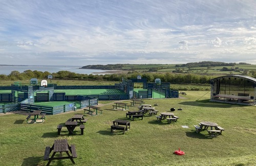 Cowes Cabina | 3 Bed Caravan Sea Views Discounted Ferry