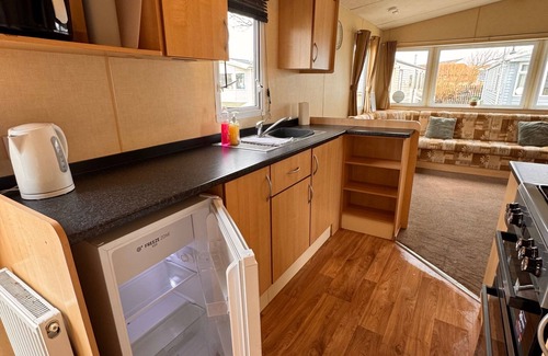 Towyn Chalet De Esquí | 3 Bedroom, pet Friendly, Lyons Winkups, Towyn