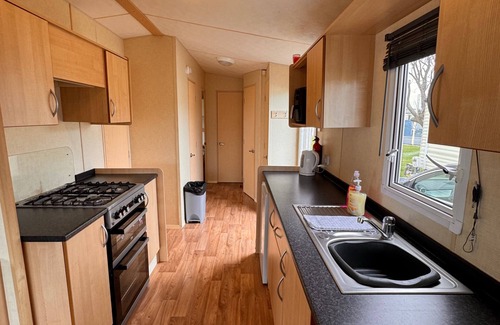 Towyn Chalet De Esquí | 3 Bedroom, pet Friendly, Lyons Winkups, Towyn