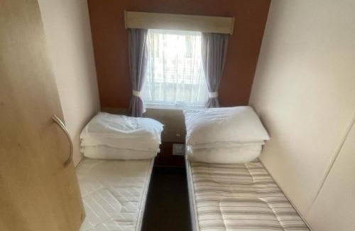 Rhyl Chalet De Esquí | 3 Bed Caravan - Sleeps 8 - Pets - Parking - Wifi
