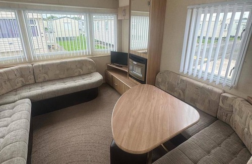 Towyn Chalet De Esquí | Lyons Oakfields, Towyn, 3 Bedroom, pet Friendly