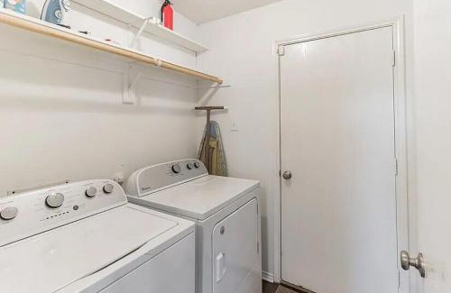 McKinney Casa | 3 bed, close to Stadiums & Park, Big Yard