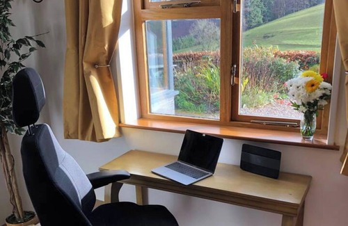 Pennant Melangell Casa | 3-Bed Cottage Near Lake Vyrnwy, Garden & PetsOk