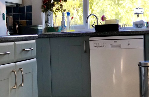 Ballygally Cabaña | Stunning Sea view Cottage