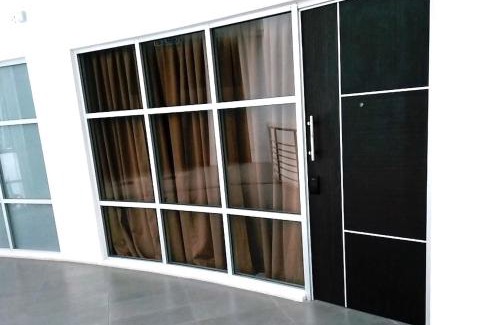 Bayan Lepas Apartamento | 3-Bed Executive Suite, RumahKu @CEO