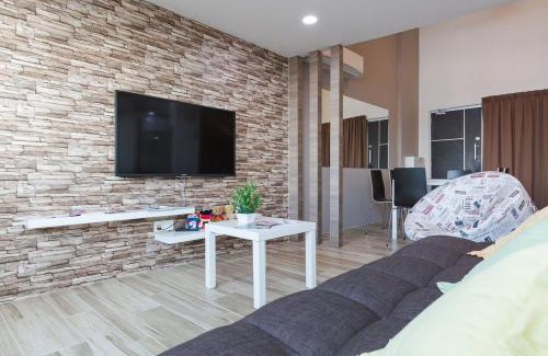 Bayan Lepas Apartamento | 3-Bed Executive Suite, RumahKu @CEO